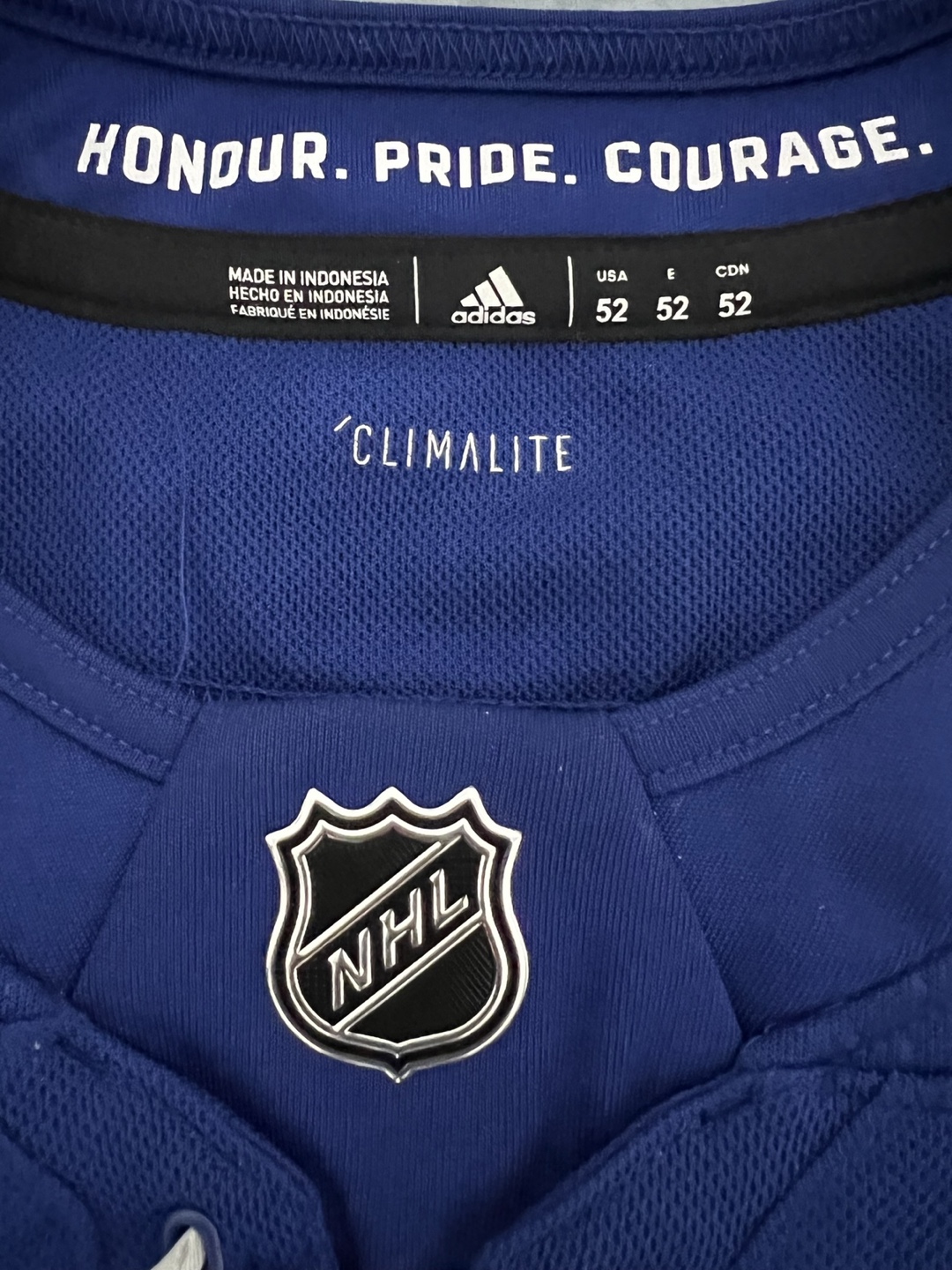Adidas Toronto Maple Leafs Jersey - Size 52 - photo 4