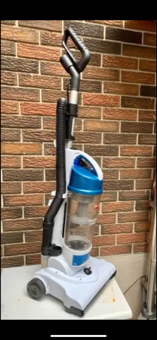 Pet Vacuum Bissell Bagless Upright image indicator(2)