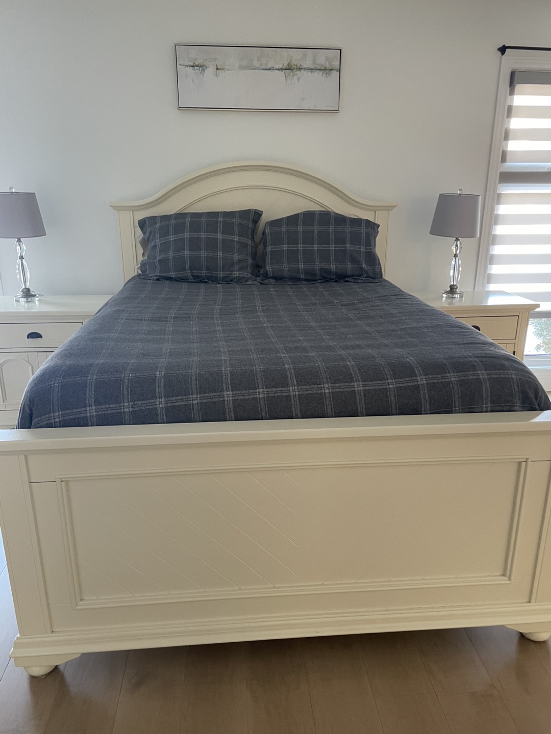 Queen Bedroom Set - Cream/Off-White - photo 2
