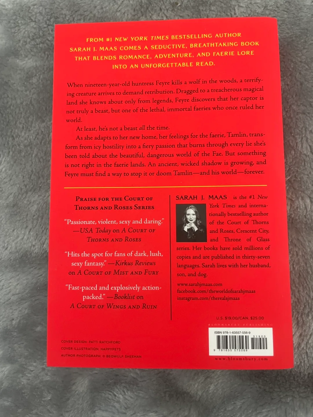 A Court of Thorns and Roses by Sarah J. Maas image indicator(2)