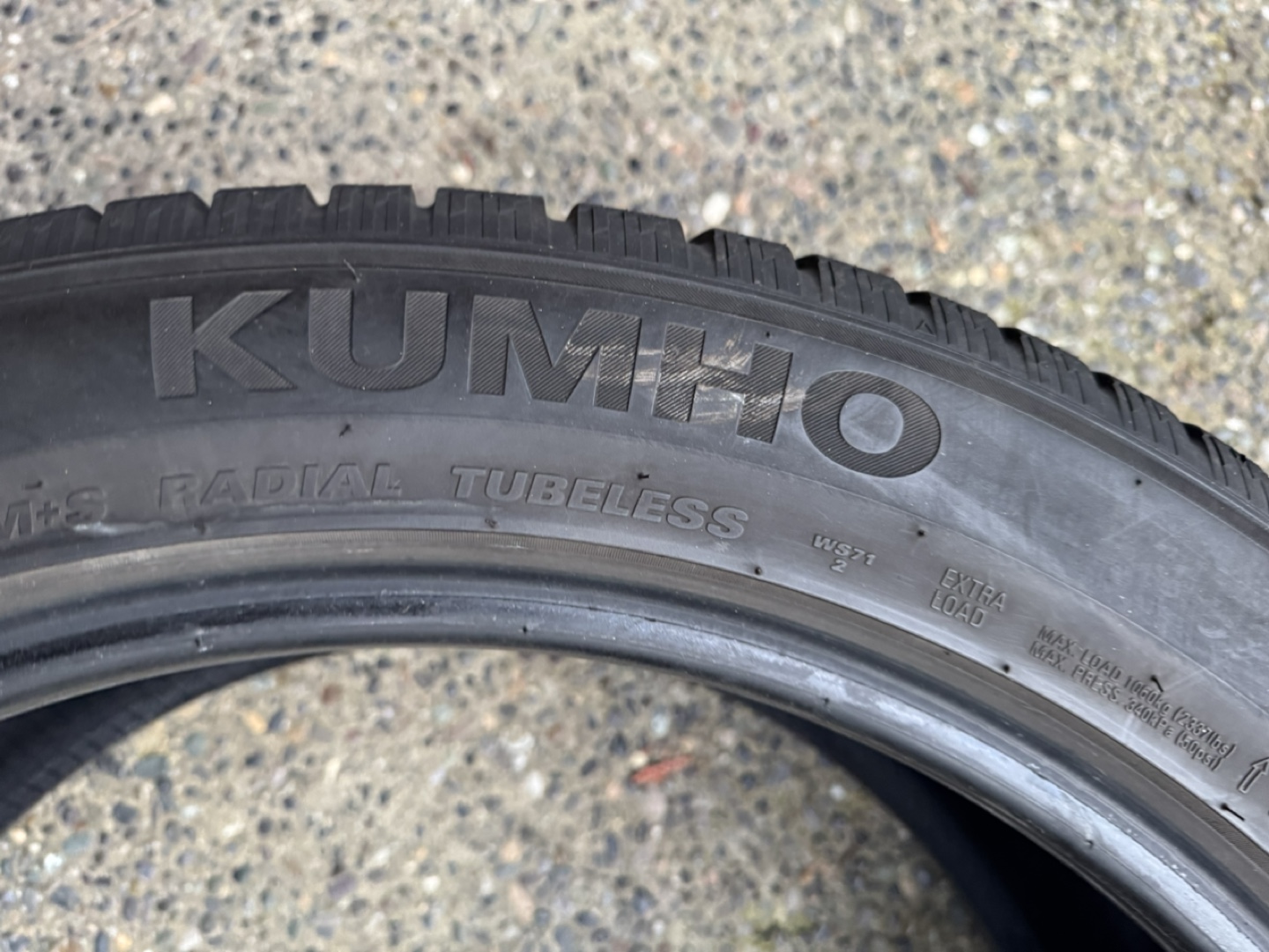 Kumho Wintercraft WS71 Winter Tires - 275/45 R21 110V - photo 3