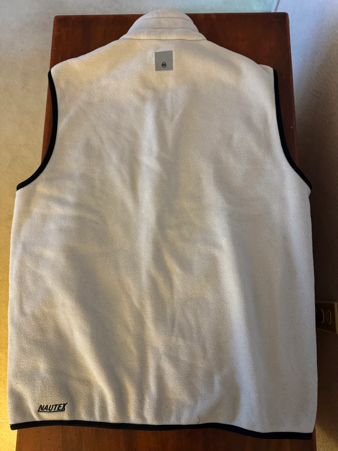 Two Men's Fleece Vests - Nautica and Trespass image indicator(3)