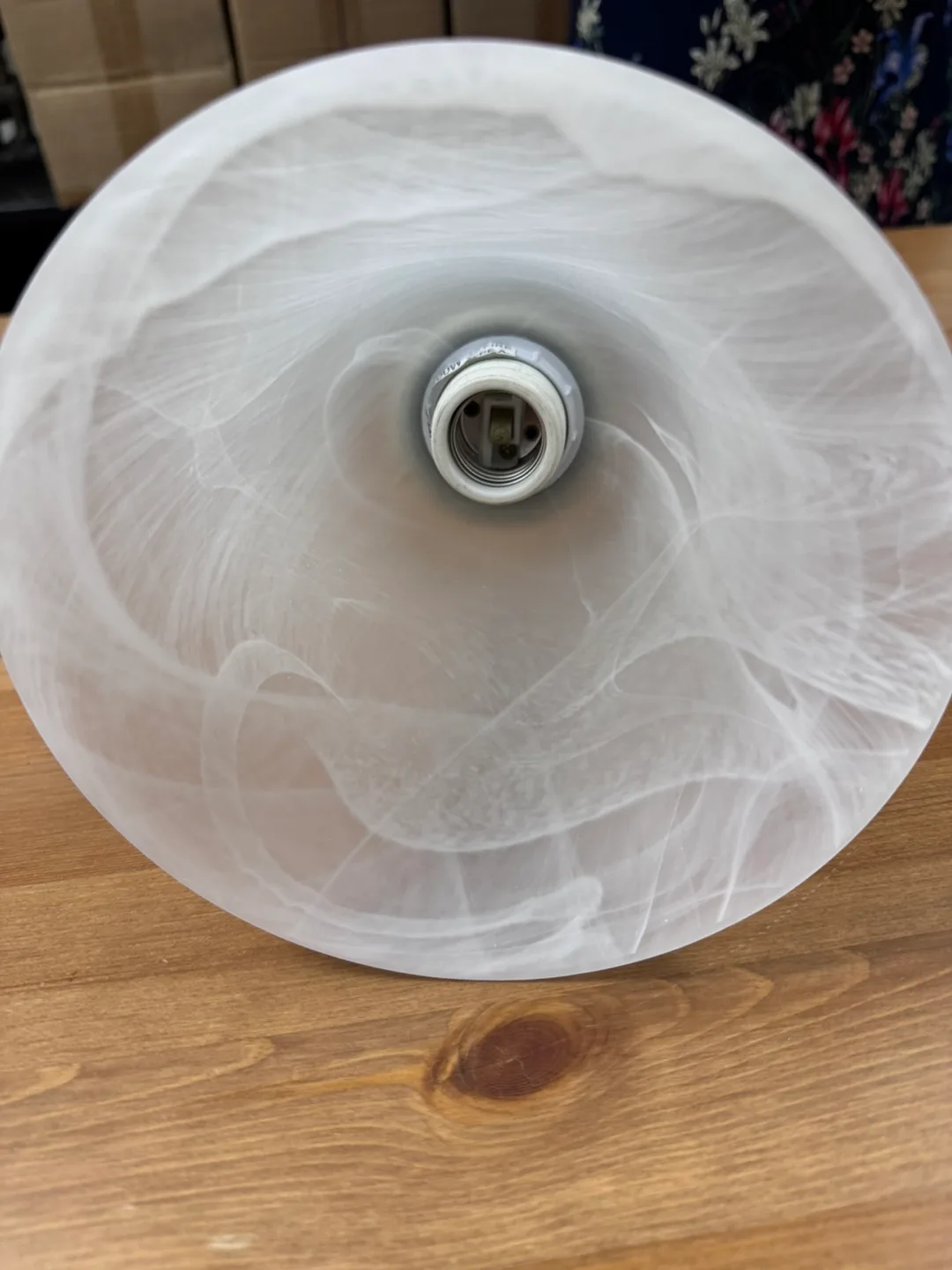 BRAND NEW IN BOX Elegant Off-White Hanging Light Fixture image indicator(3)