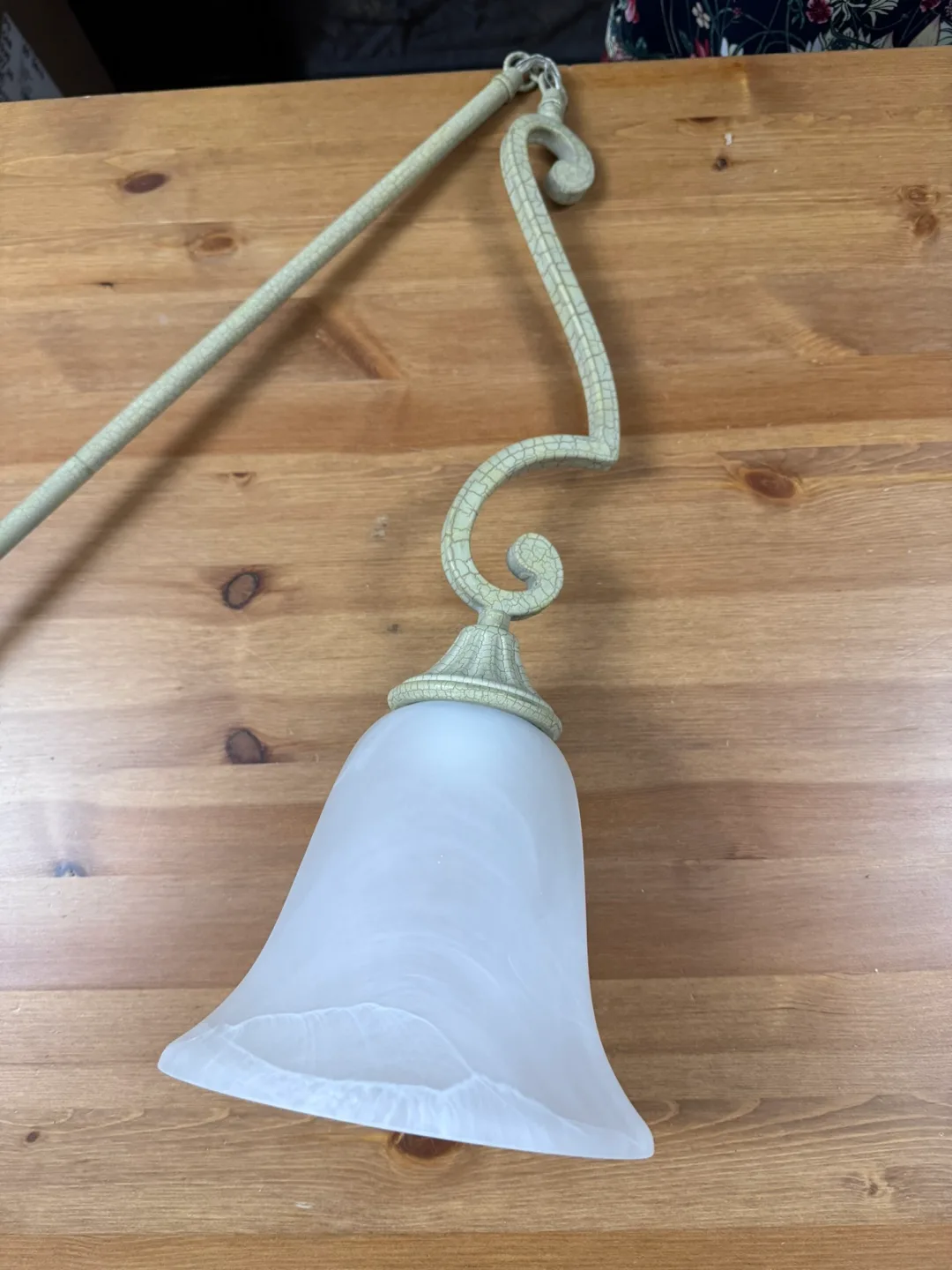 BRAND NEW IN BOX Elegant Off-White Hanging Light Fixture image indicator(2)