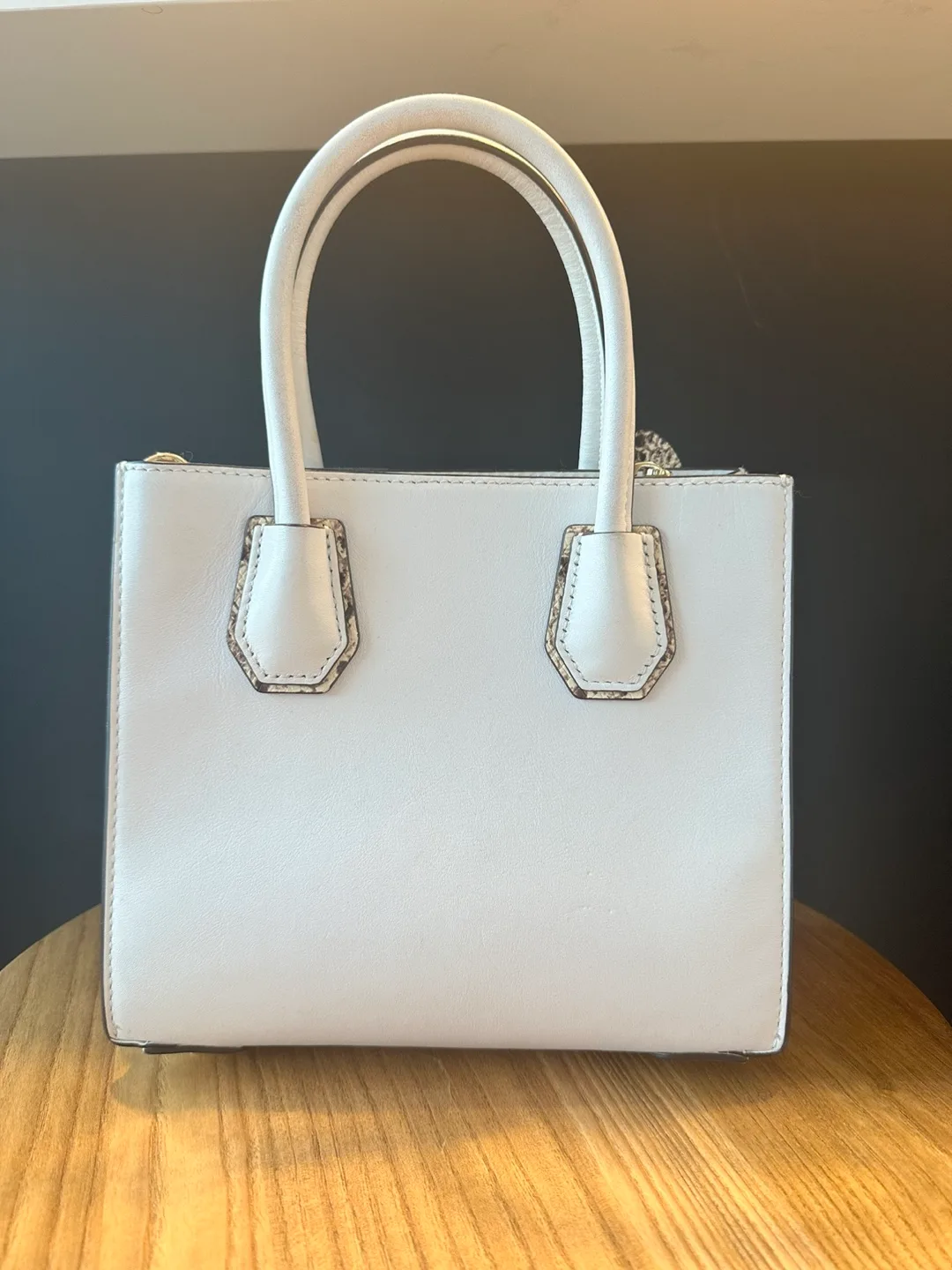 Michael Kors Mercer Gallery Small Butterfly satchel image indicator(2)