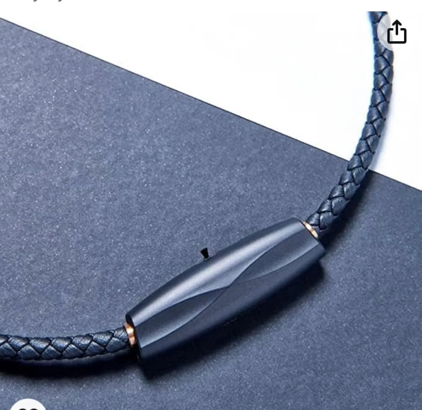 ible Airvida M1 Wearable Ionic Air Purifier Necklace image indicator(3)