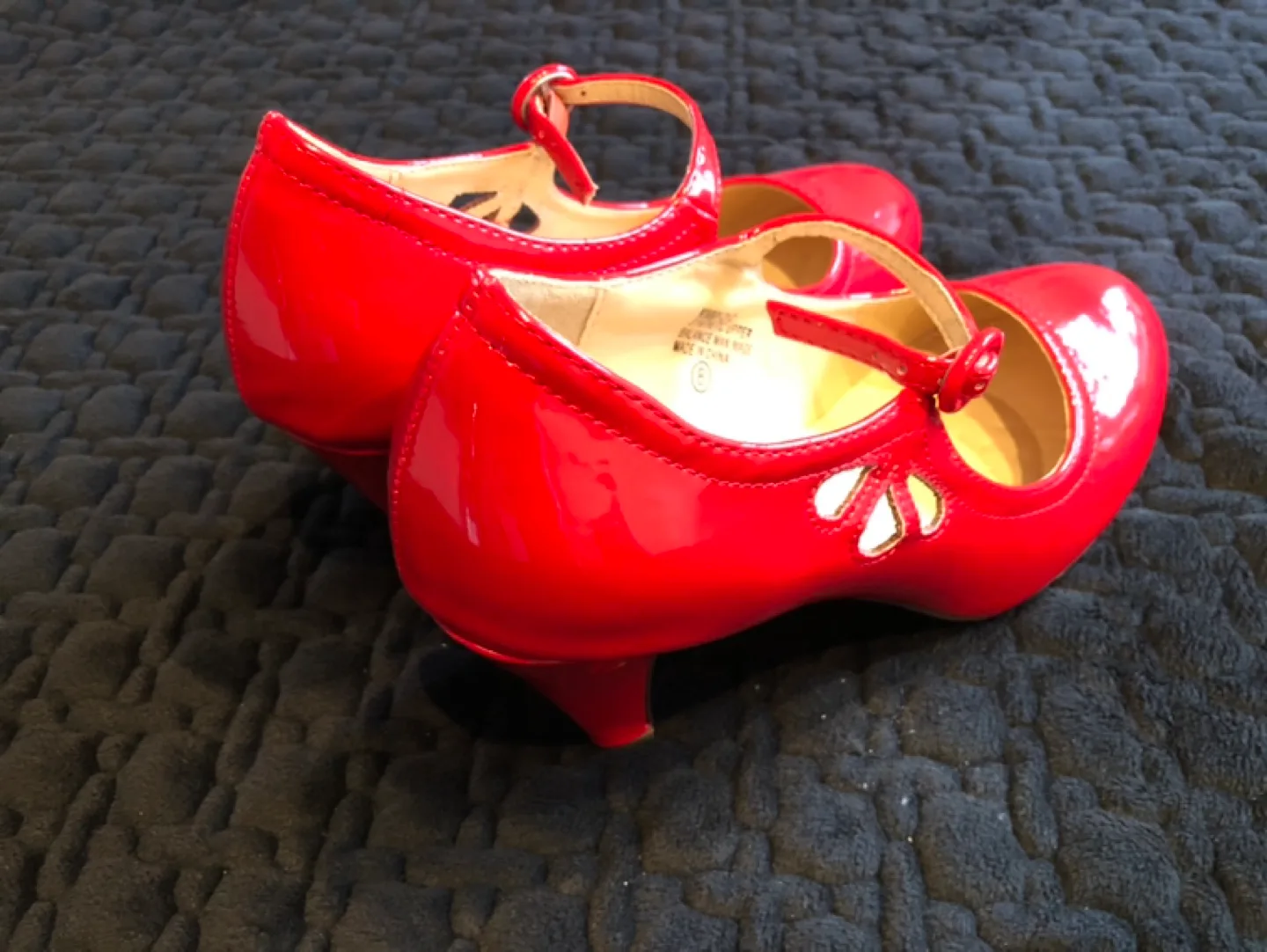 Chase and Chloe Red Patent Mary Janes - Size 8 image indicator(3)