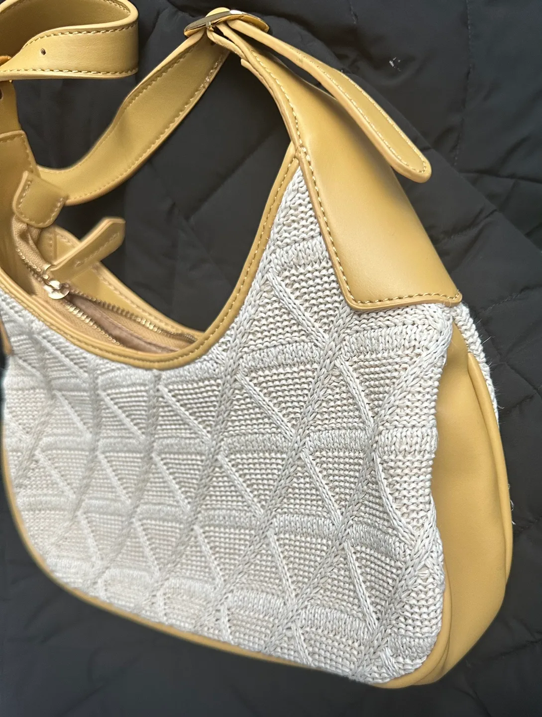 Beige and Mustard Yellow Knitted Shoulder Bag image indicator(2)