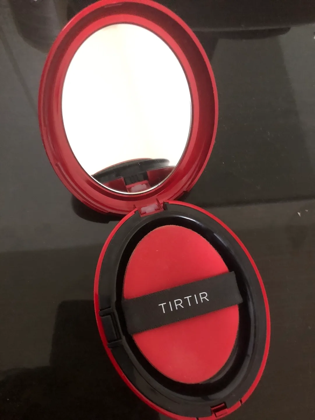 TIRTIR Cushion Foundation 24N Latte 18g image indicator(3)