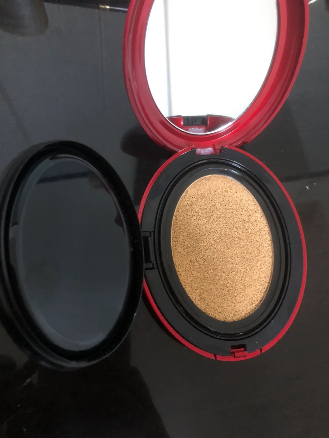 TIRTIR Cushion Foundation 24N Latte 18g image indicator(4)