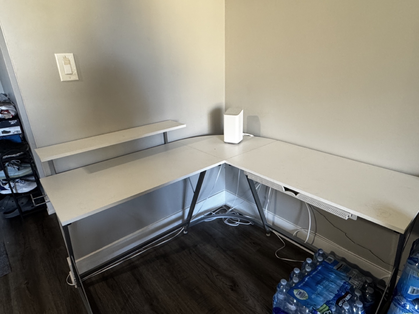 Corner Computer Desk with shelve - photo 2