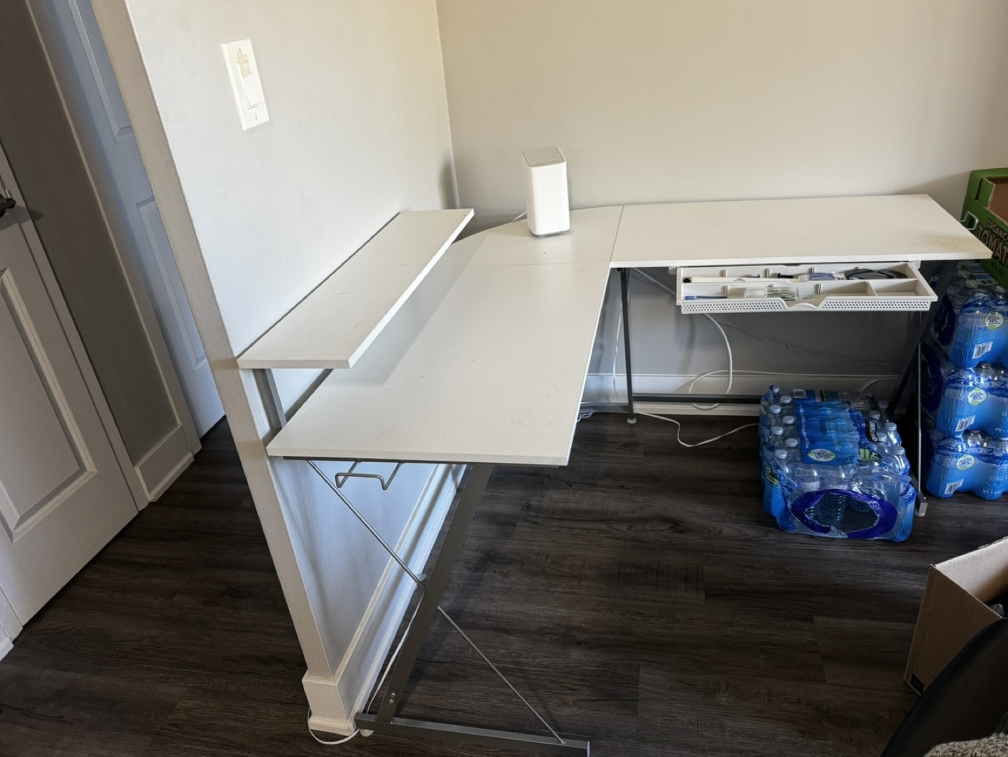 Corner Computer Desk with shelve