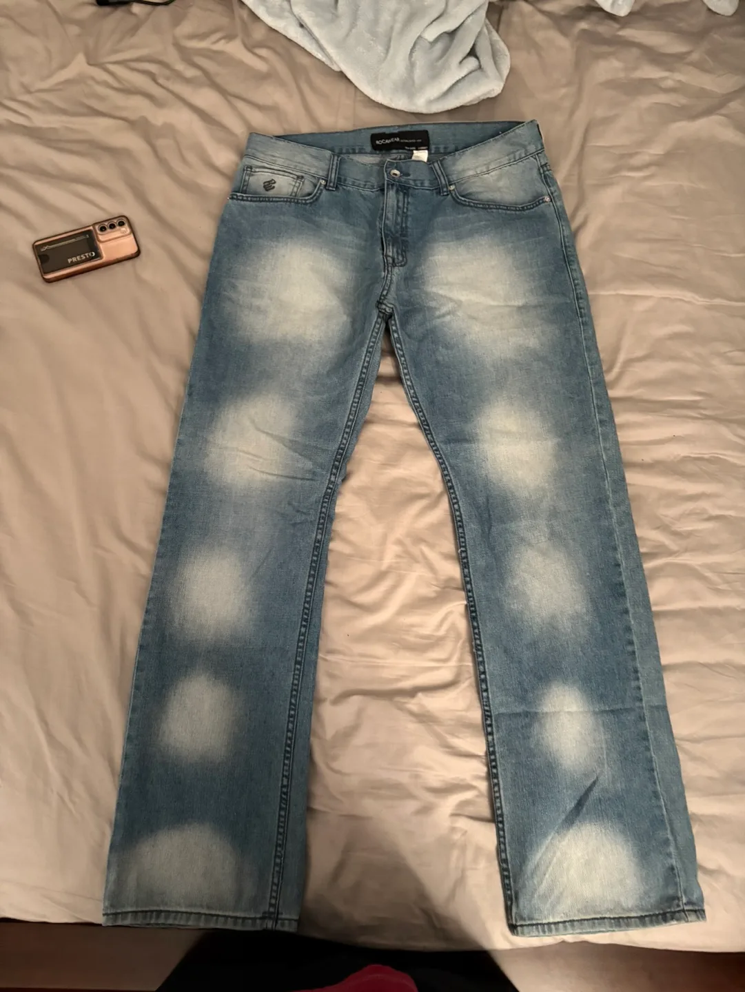 Men's Rocawear Light Wash Jeans Size W36 thumbnail