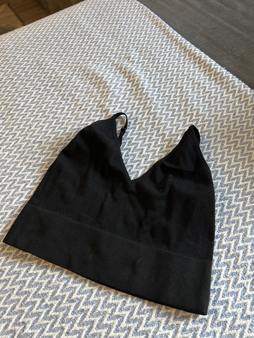Black seamless bralette