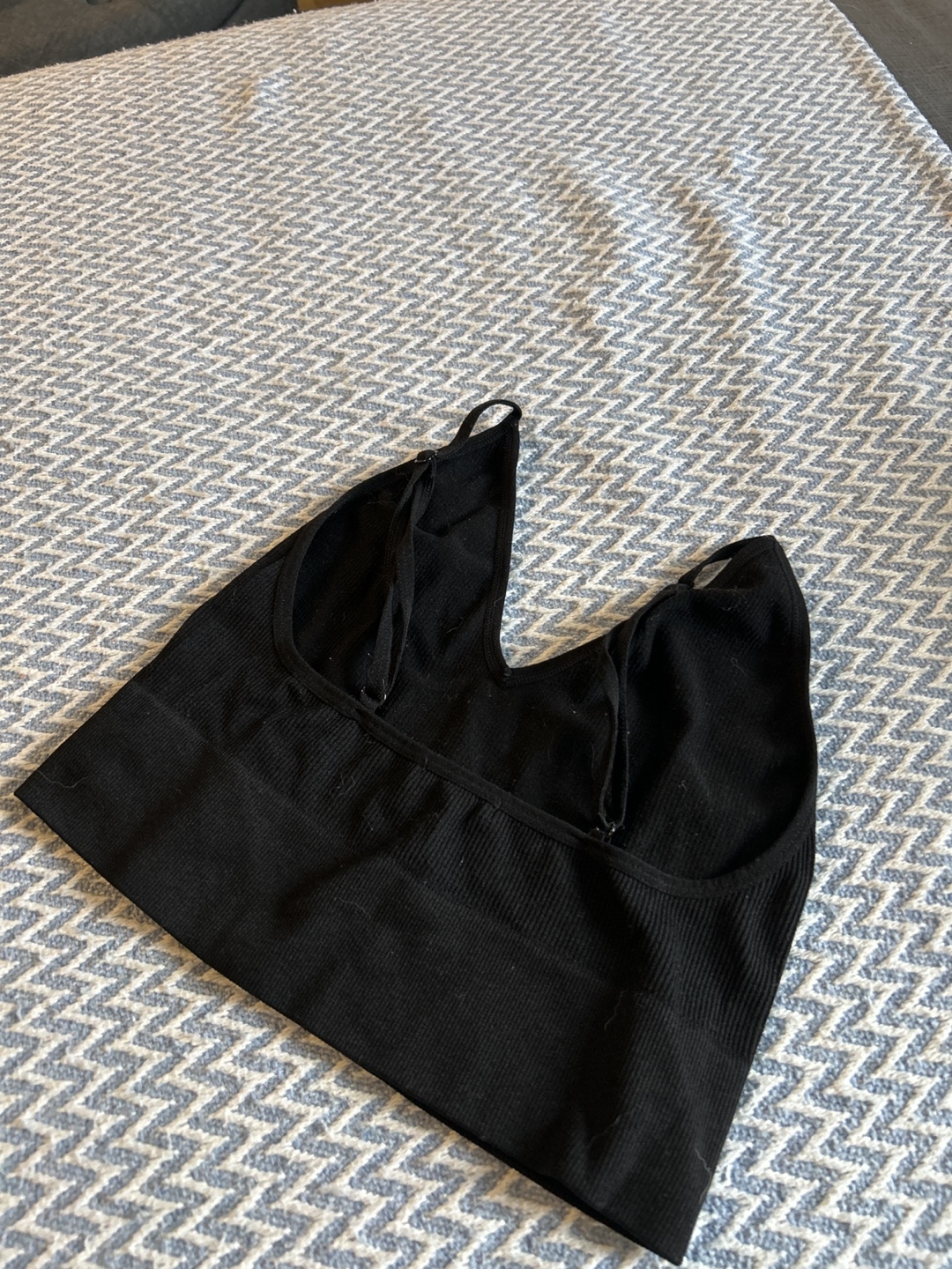 Black seamless bralette - photo 2