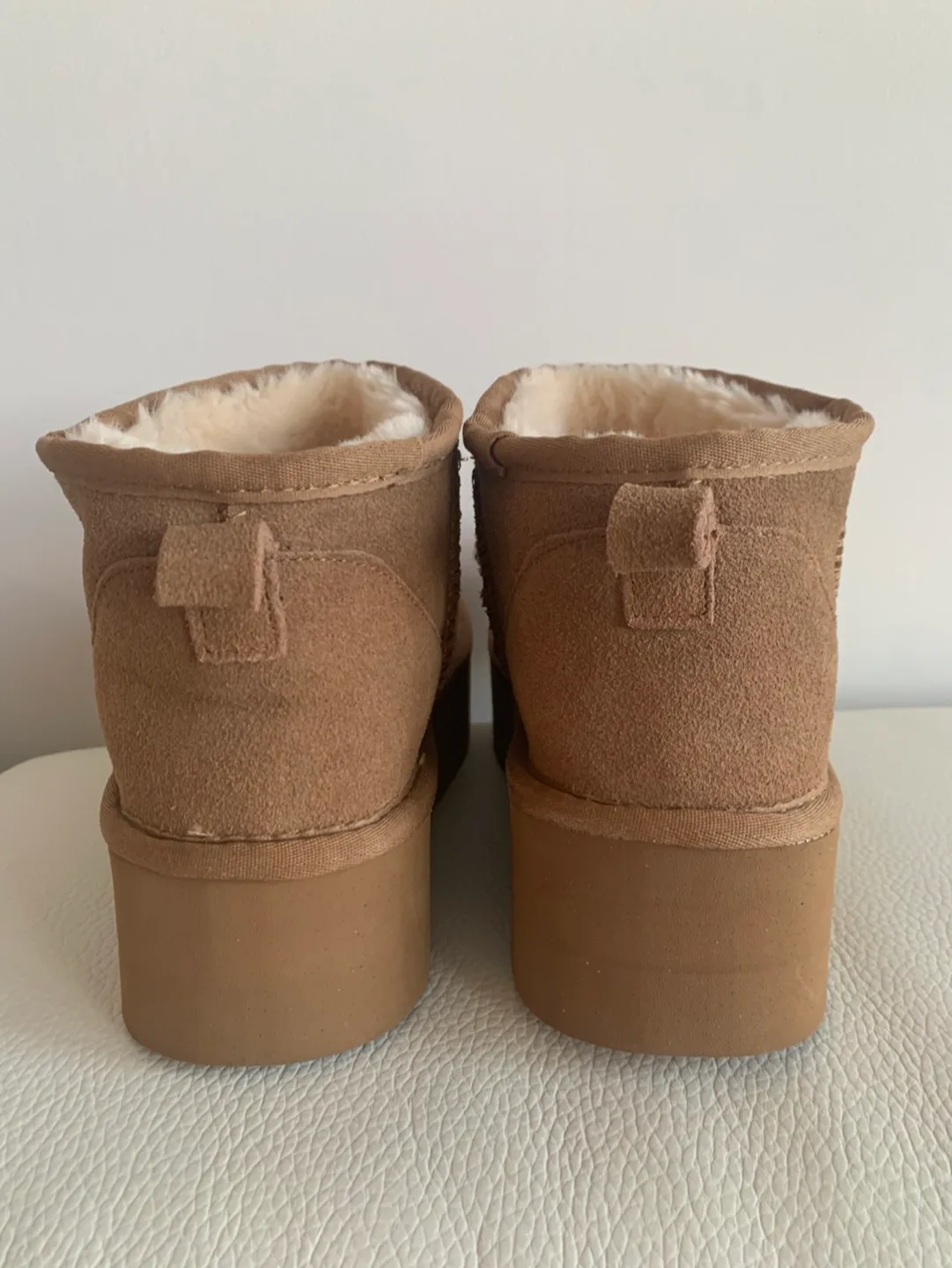 🤎 Warm Suede/Wool Platform Boots image indicator(3)