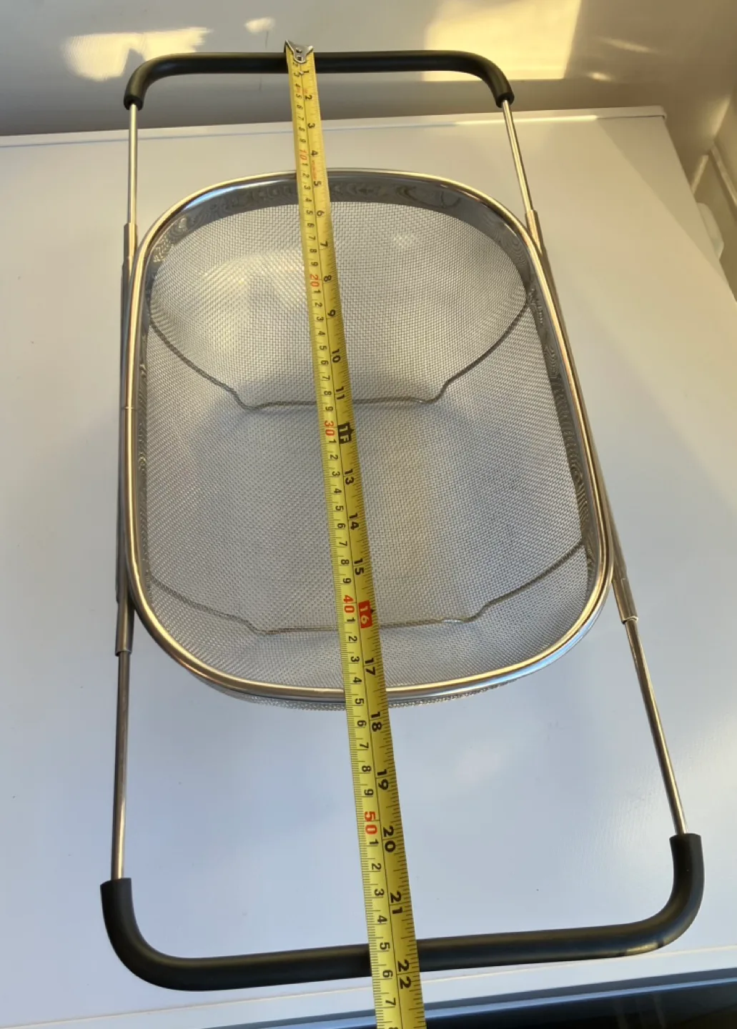 Over the Sink Colander image indicator(5)