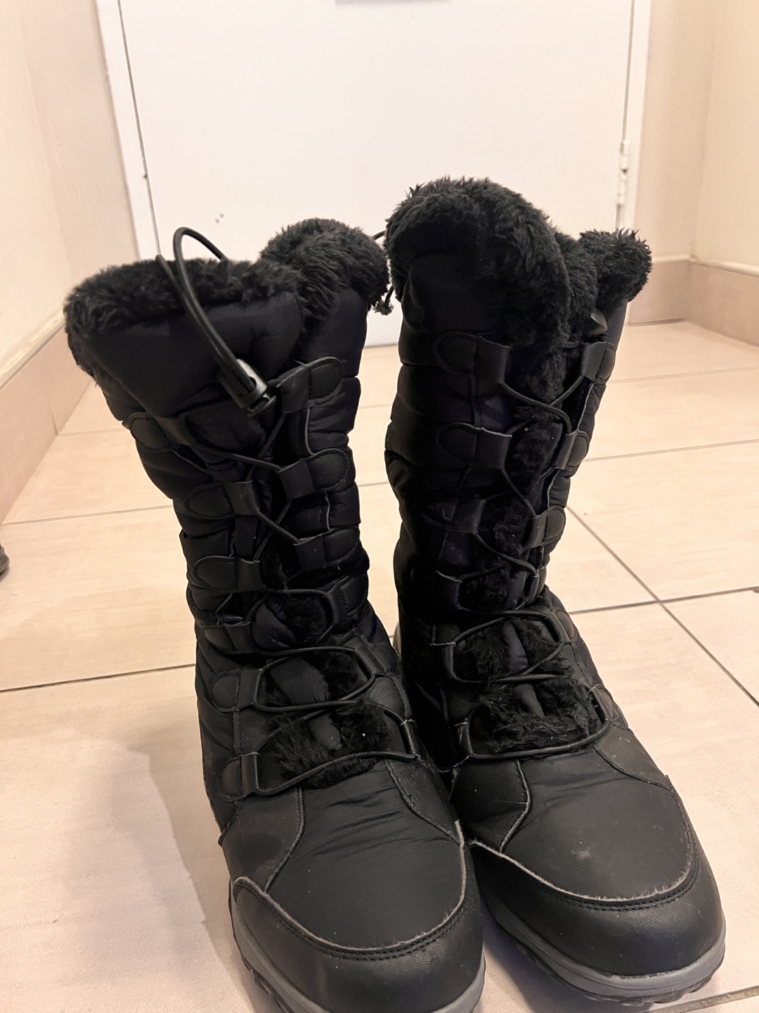 Mountain warehouse Isotherm Women's Black Winter Boots - Size 8