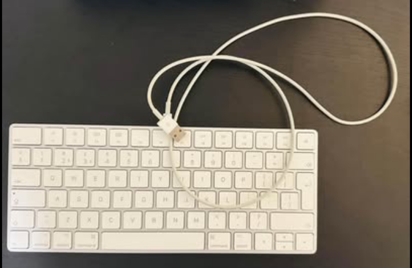 Apple Magic Wireless Keyboard - photo 2
