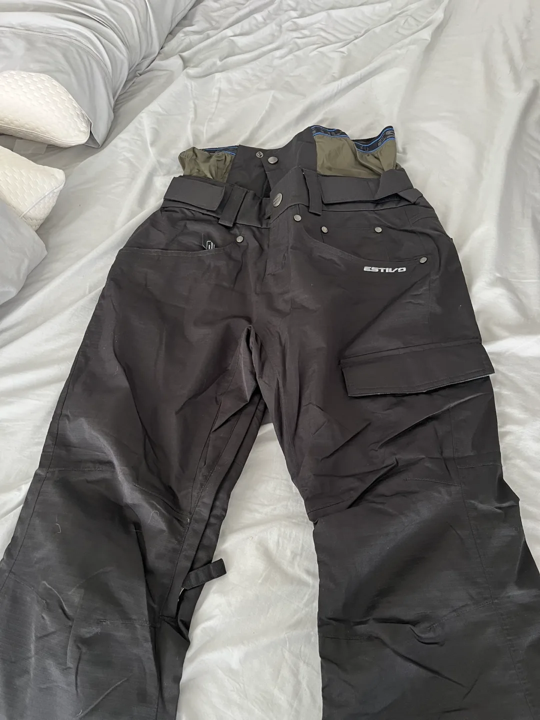 NEW ESTIVO Snow/Ski Pants thumbnail