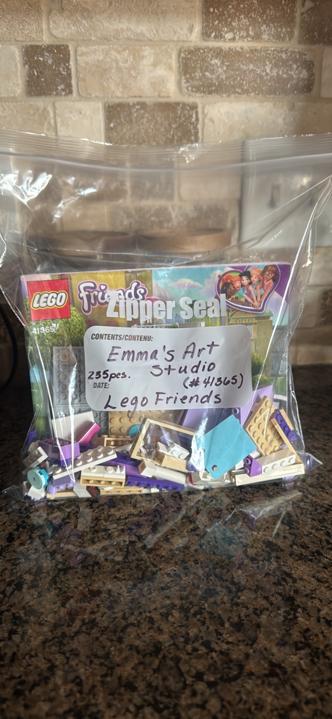 LEGO Friends Emma's Art Studio 41365 - photo 2