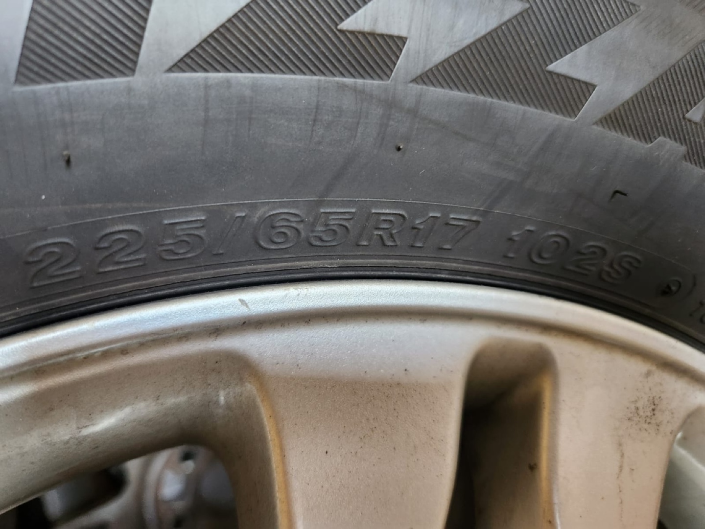 Bridgestone Blizzak WS80 Winter Tires on Honda Alloy Rims - photo 4