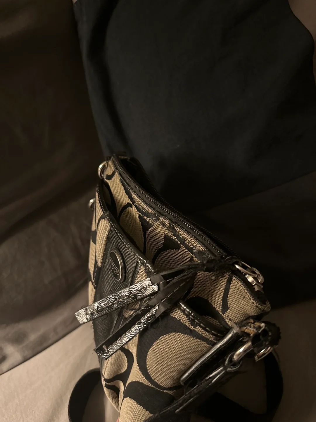 Vintage Thrifted Coach bag image indicator(4)