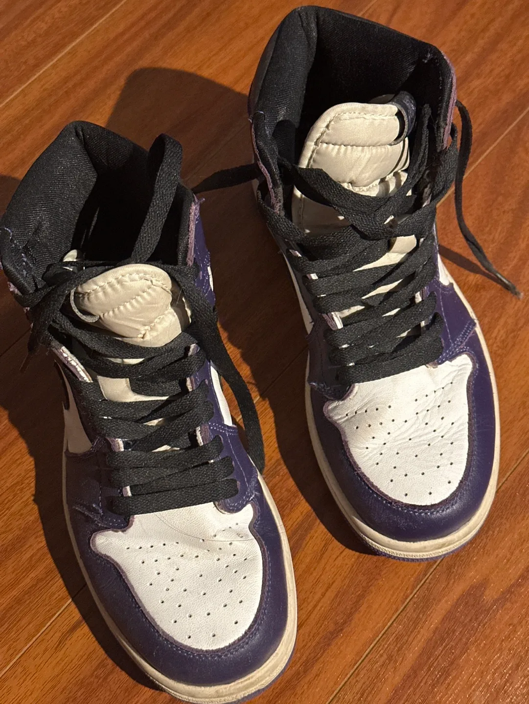 Purple Jordans US 7 women’s image indicator(4)