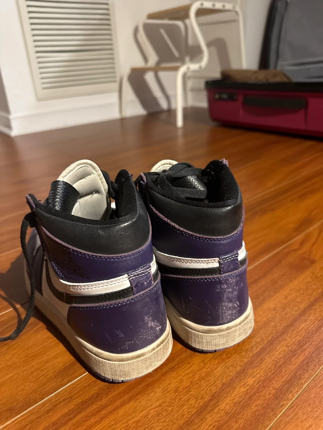 Purple Jordans US 7 women’s image indicator(2)