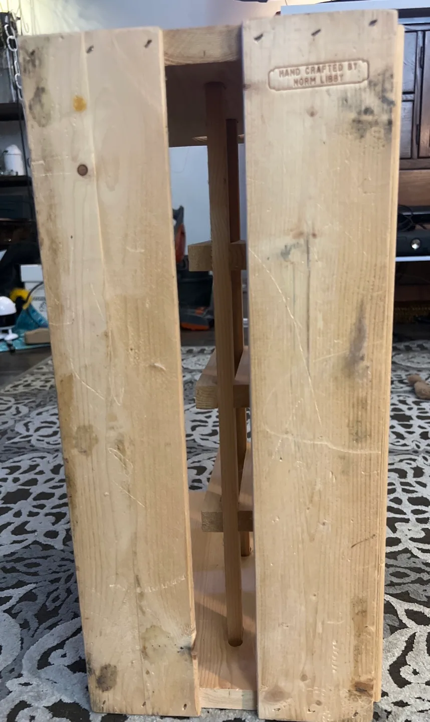 Handcrafted Wooden Wine Crate image indicator(4)