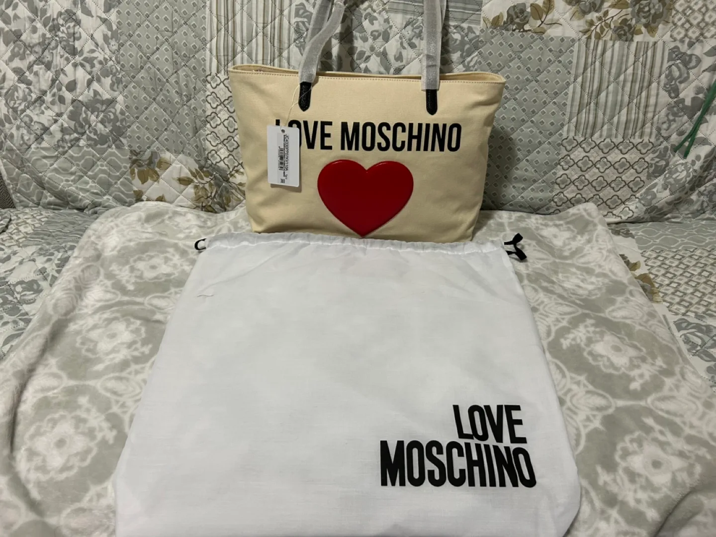 Love Moschino Beige Tote Bag with Red Heart image indicator(3)