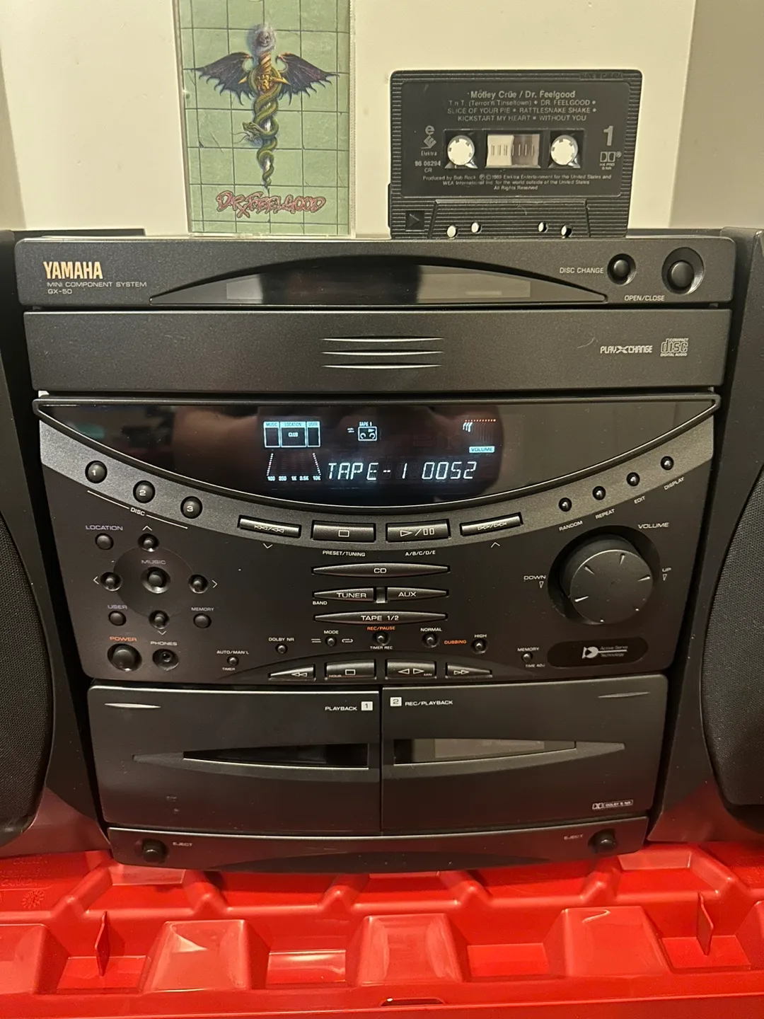 Yamaha GX-50 audio system with remote, Motley Crue cassette tape image indicator(3)