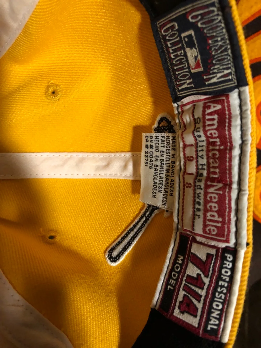 San Diego Padres Jersey and Hats Collection image indicator(5)