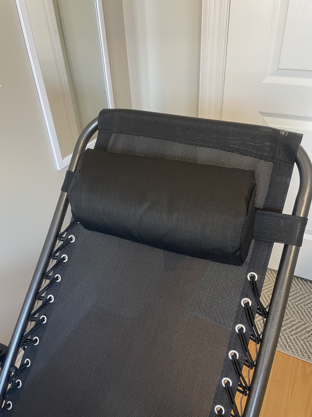 Relaxing Zero Gravity Recliner Chair with Cup Holder - photo 3