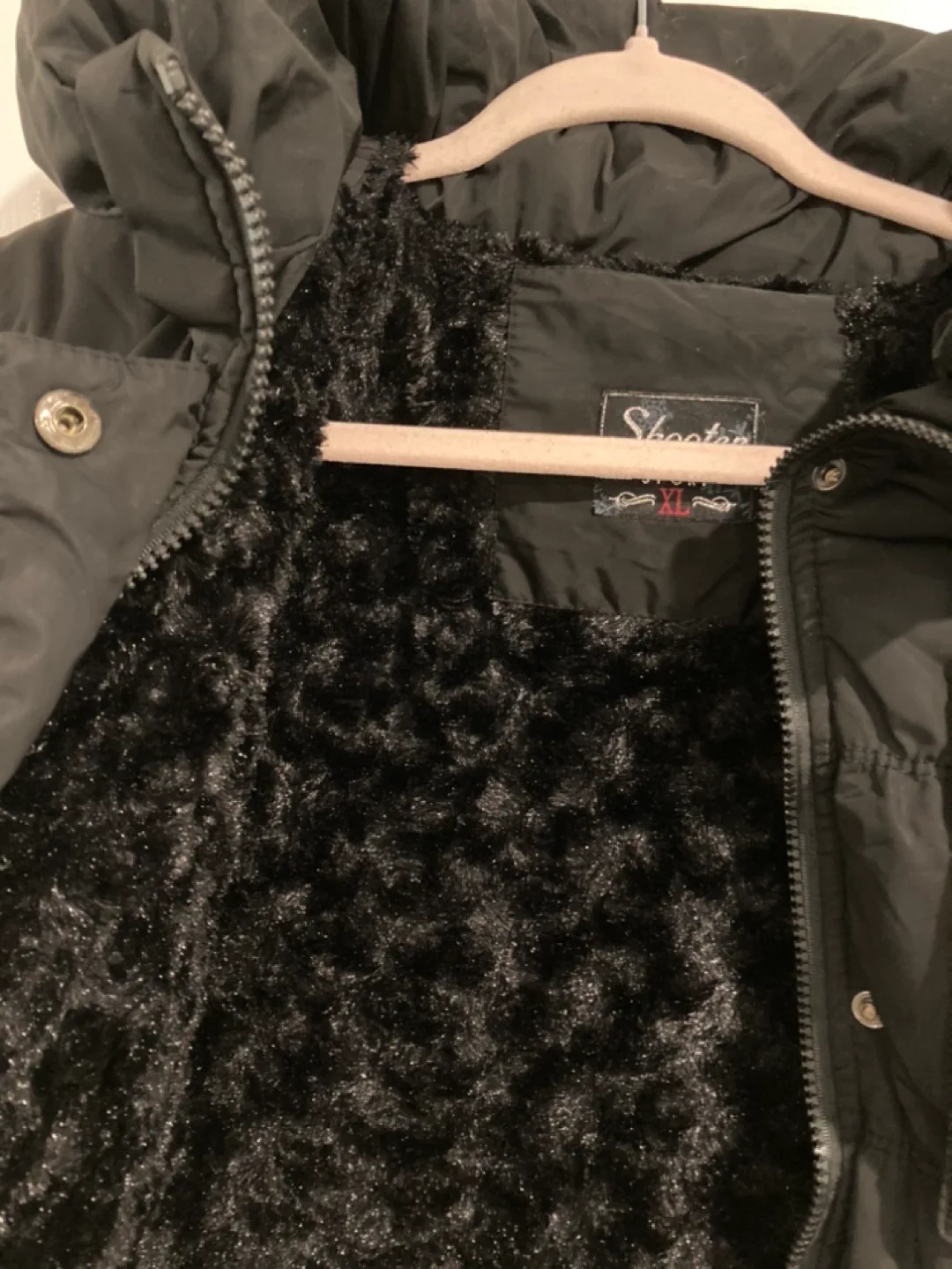 Women's Black Hooded Puffer Jacket - Size XL image indicator(2)