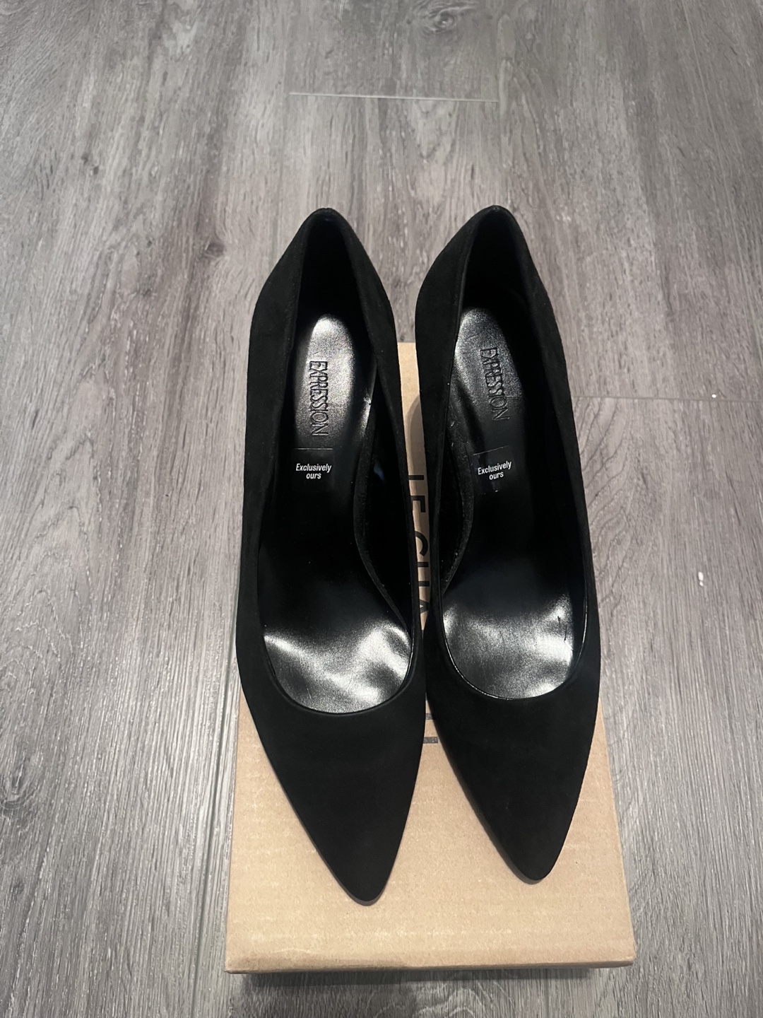 New Black Suede Pointed-Toe Heels - photo 2