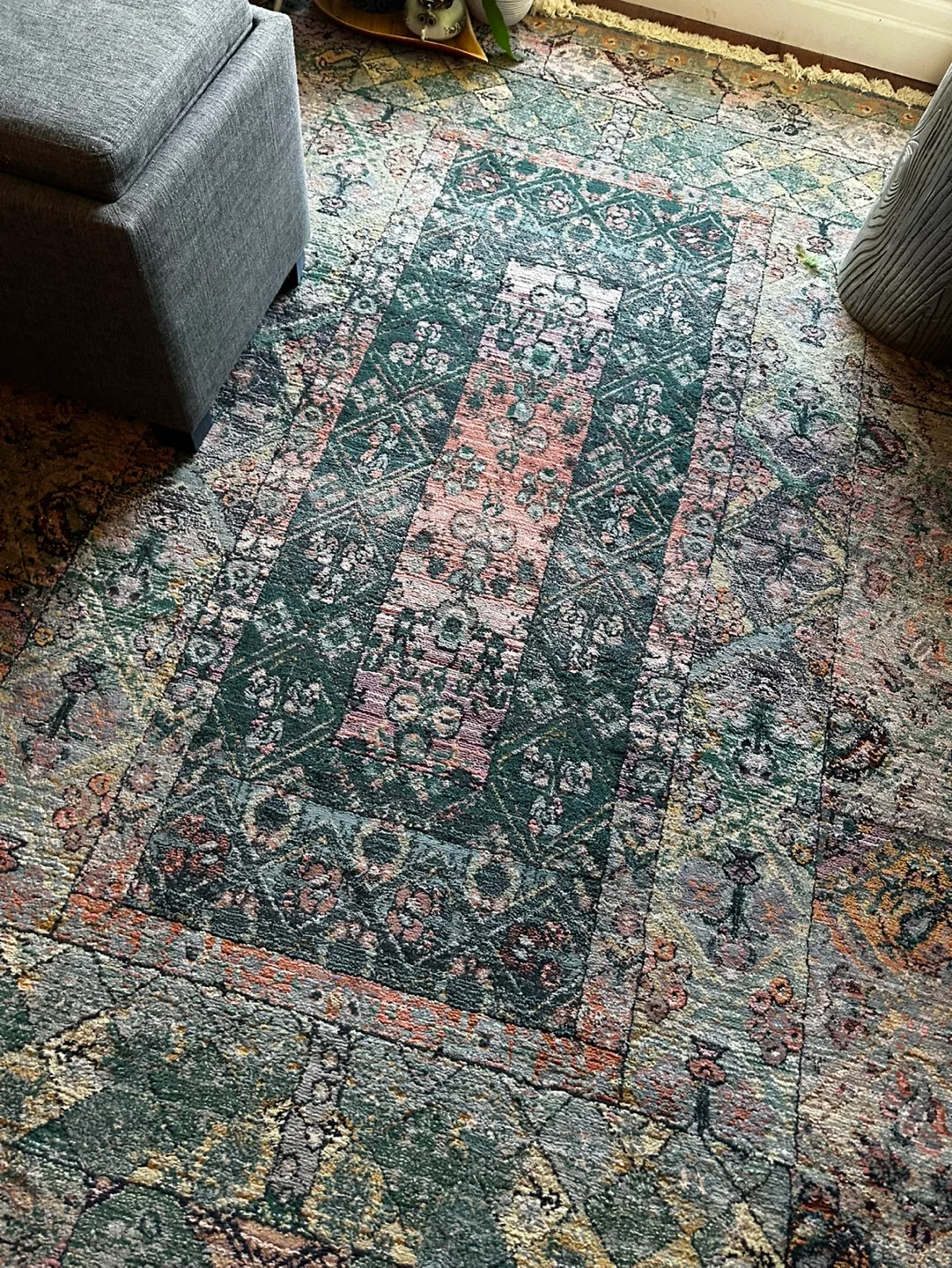 Area Rug, 5x7 image indicator(2)