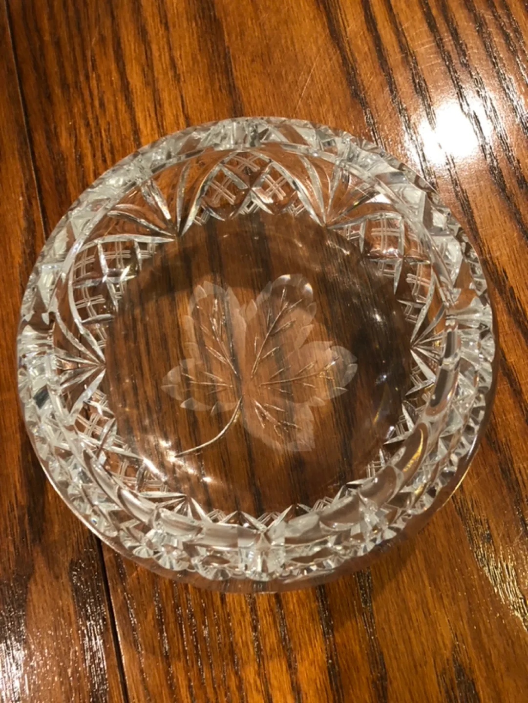 Large Crystal Ashtray image indicator(2)