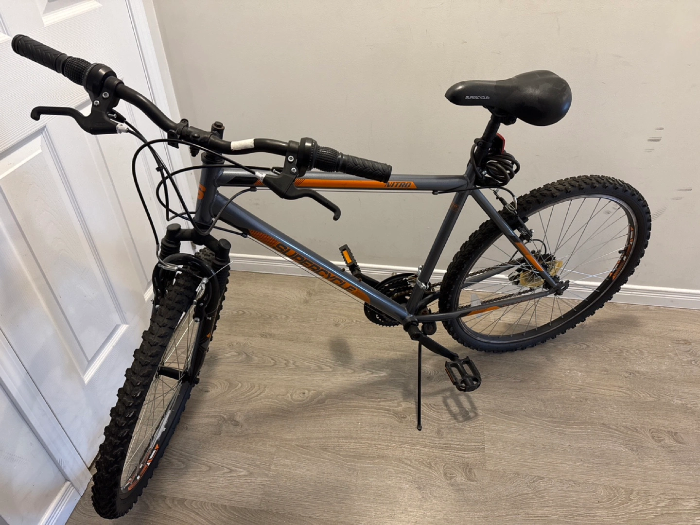 Supercycle Nitro XT Men's Hardtail Mountain Bike Karrot