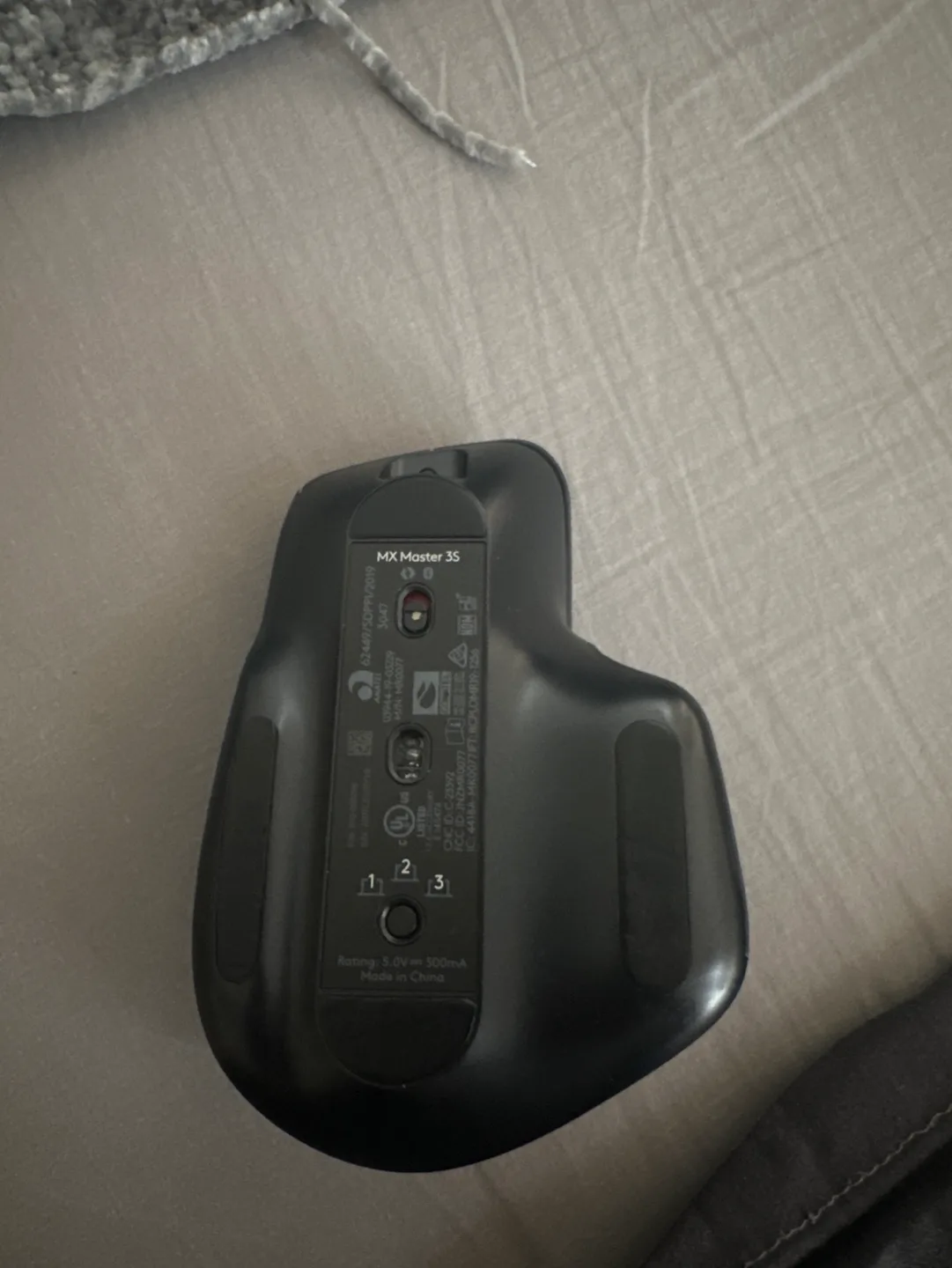 LogiTech MX Master 35 Wireless Mouse (right handed) image indicator(3)