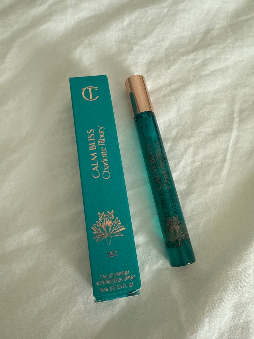 Charlotte Tilbury perfumes image indicator(3)