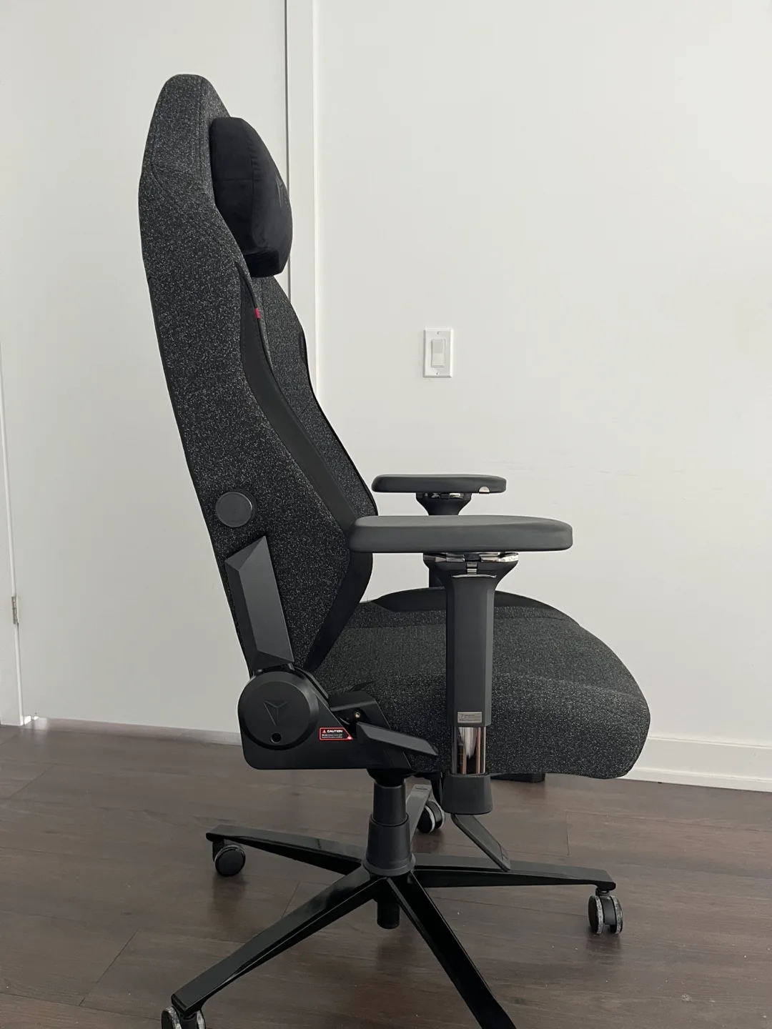 Secretlab Titan XL 2022 Gaming Chair image indicator(8)