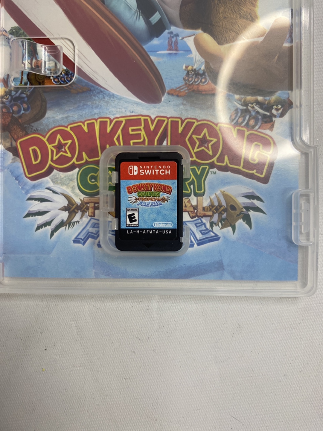 Donkey Kong Country Tropical Freeze Nintendo Switch Game - photo 3