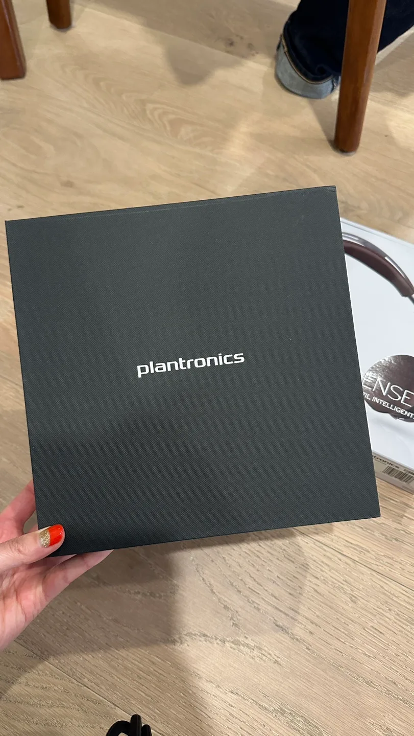 Plantronics BackBeat Sense Wireless Headphones - Brown image indicator(5)