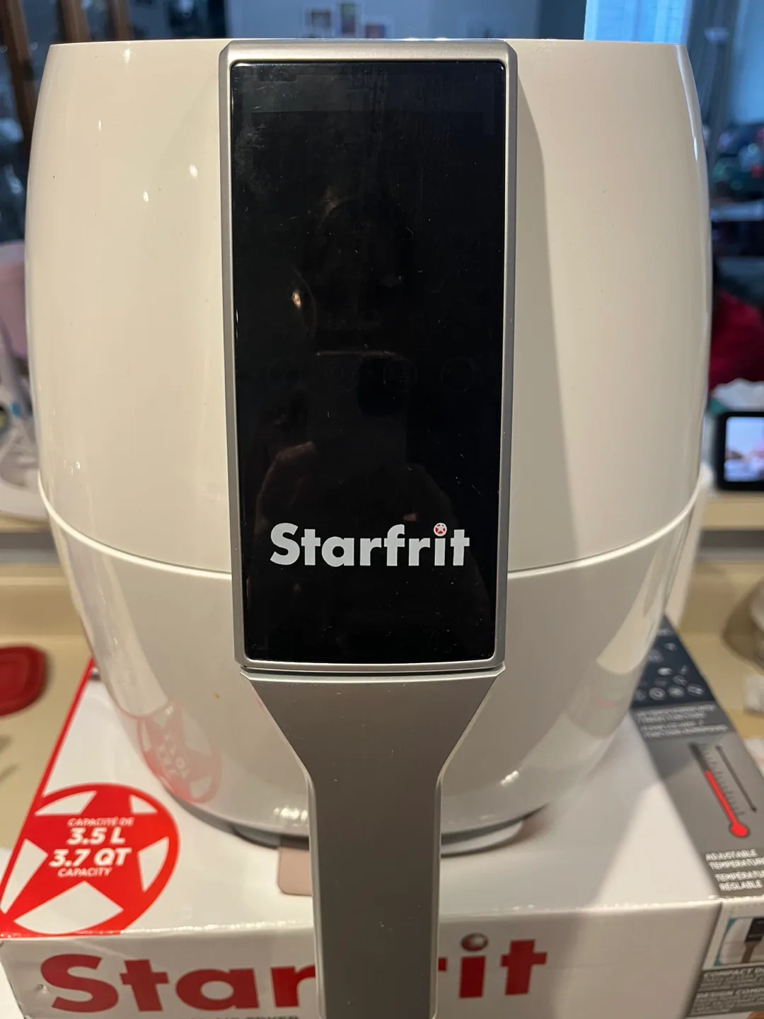 Starfrit Electric Digital Air Fryer - 3.7 QT image indicator(3)