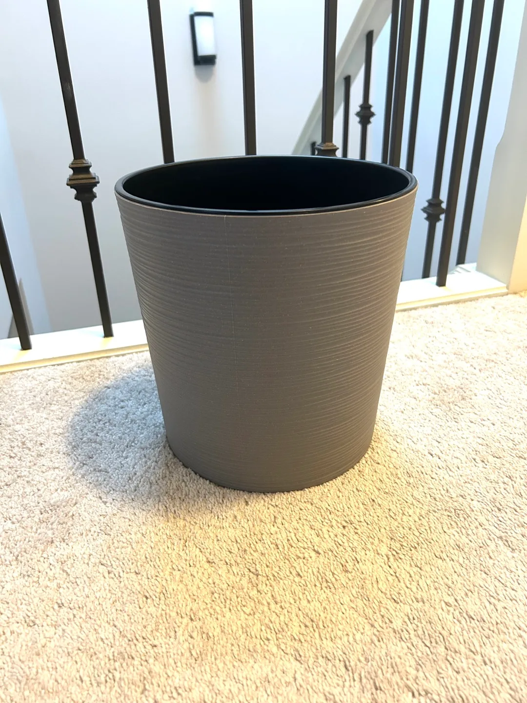 Double layered self-watering Plant pot image indicator(2)