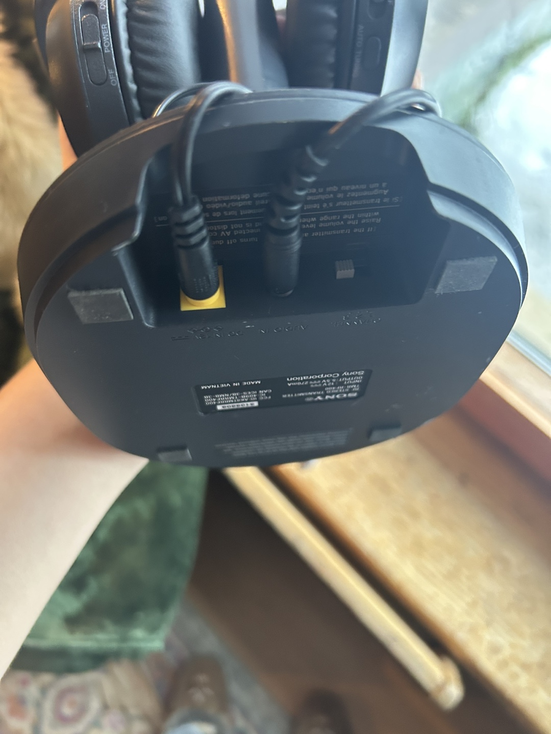 Sony Wireless Home Theatre Headphones with Charging Stand - photo 3