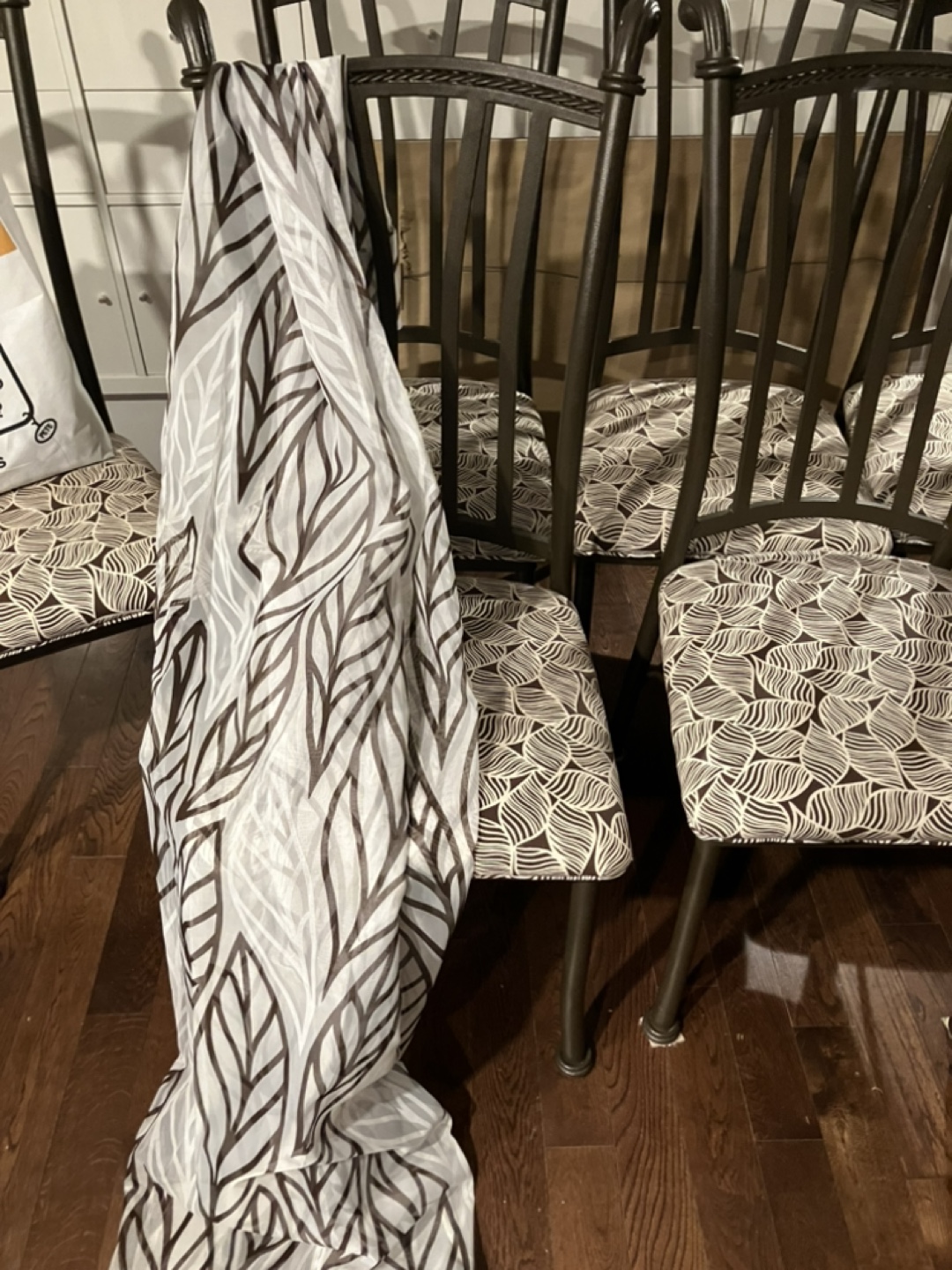 Six Metal Dining Chairs with Leaf-Pattern Cushions - photo 4
