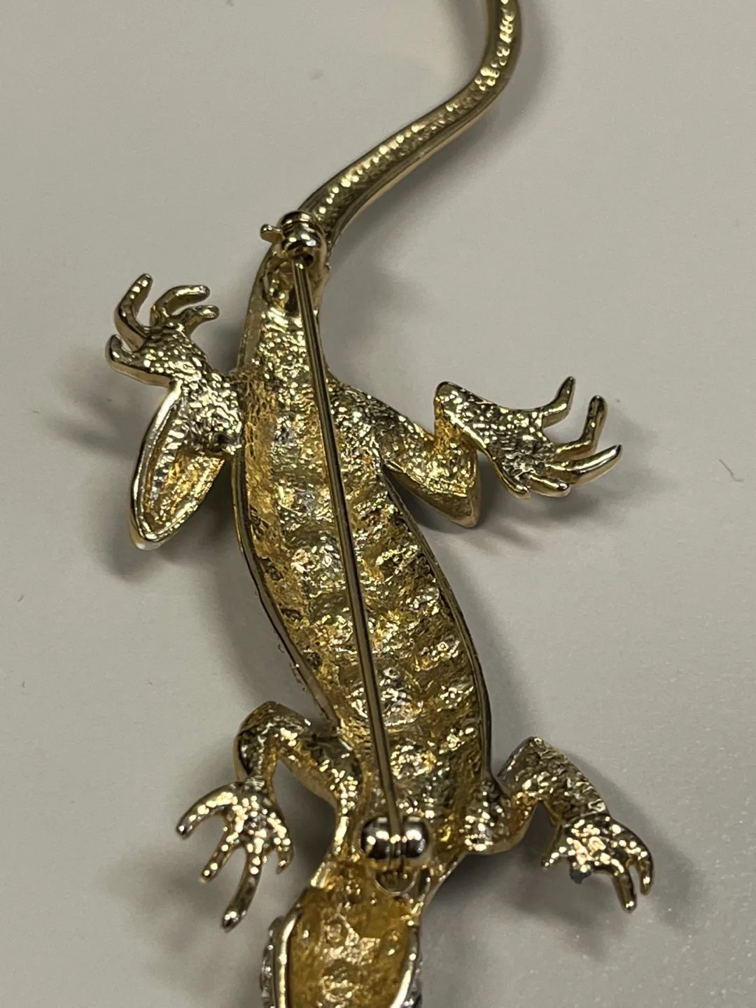 Rhinestone Gecko Brooch image indicator(2)