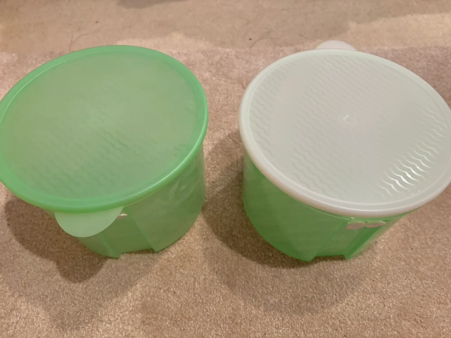 Tupperware fridge smart vegetables Container  20 cups with Lid image indicator(5)